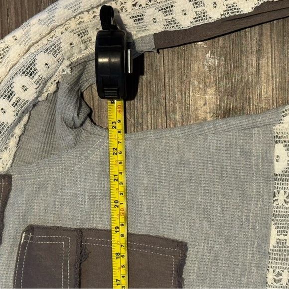 POL Oversized Contrast Lace Crochet Button Down Shirt Women’s Boho Casual Top - Picture 4 of 6